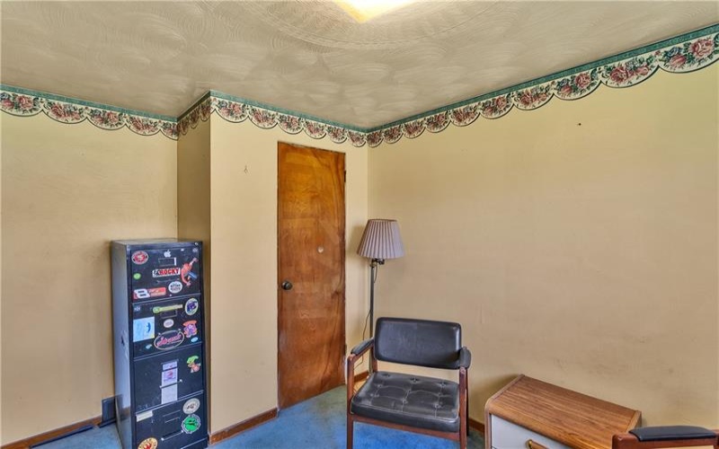 4060 Hart Ct, Murrysville, 15668, 3 Bedrooms Bedrooms, 10 Rooms Rooms,1 BathroomBathrooms,Residential,For Sale,Hart Ct,1744298