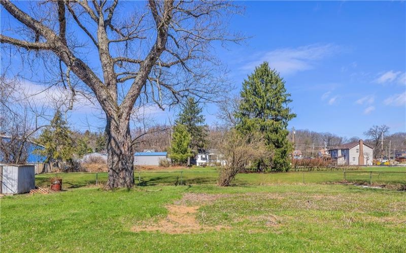 4060 Hart Ct, Murrysville, 15668, 3 Bedrooms Bedrooms, 10 Rooms Rooms,1 BathroomBathrooms,Residential,For Sale,Hart Ct,1744298