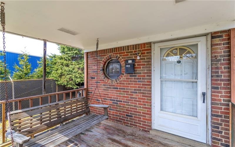 4060 Hart Ct, Murrysville, 15668, 3 Bedrooms Bedrooms, 10 Rooms Rooms,1 BathroomBathrooms,Residential,For Sale,Hart Ct,1744298