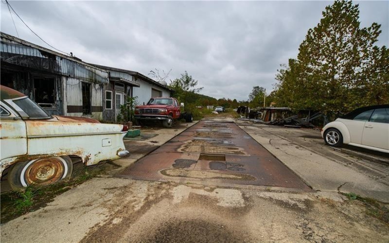 145 Bellview Road, Connellsville, 15425, ,Commercial-industrial-business,For Sale,Bellview Road,1730783