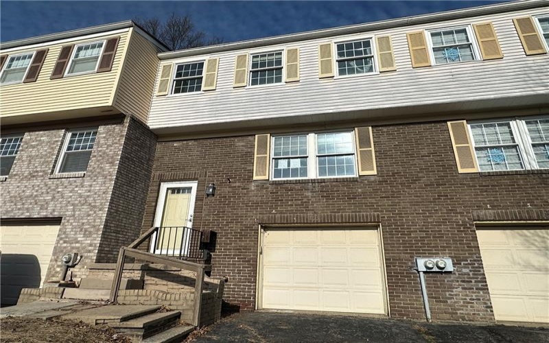 153 Hunting Creek Rd, Canonsburg, 15317, 3 Bedrooms Bedrooms, 9 Rooms Rooms,1.1 BathroomsBathrooms,Residential,For Sale,Hunting Creek Rd,1738933