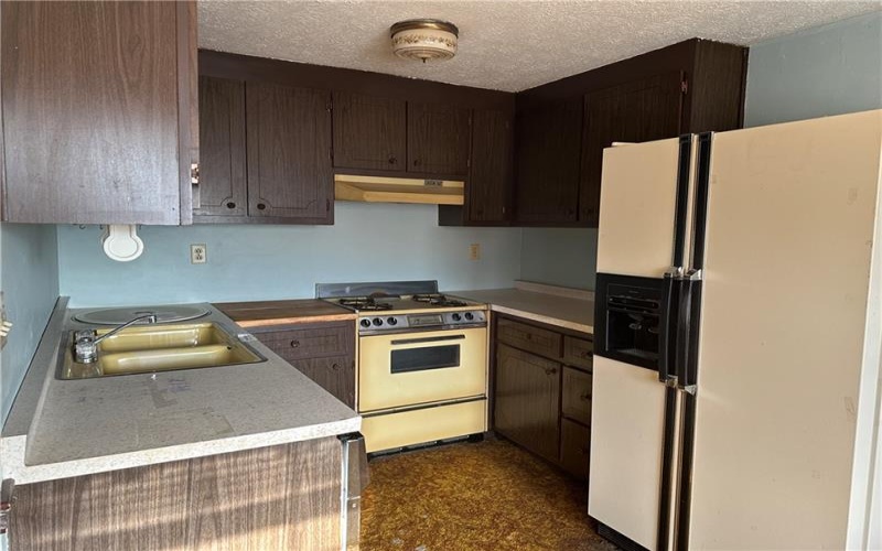 153 Hunting Creek Rd, Canonsburg, 15317, 3 Bedrooms Bedrooms, 9 Rooms Rooms,1.1 BathroomsBathrooms,Residential,For Sale,Hunting Creek Rd,1738933