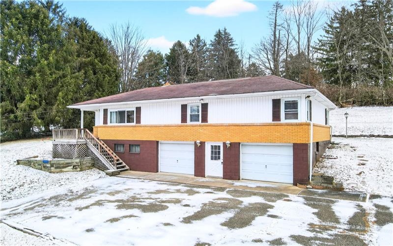 126 Bakers Ln, Apollo, 15613, 3 Bedrooms Bedrooms, 10 Rooms Rooms,1 BathroomBathrooms,Residential,For Sale,Bakers Ln,1738953