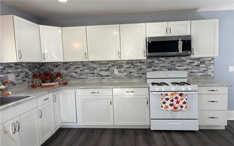 297 Grandview Way, Charleroi, 15022, 3 Bedrooms Bedrooms, 6 Rooms Rooms,1.1 BathroomsBathrooms,Residential,For Sale,Grandview Way,1723925