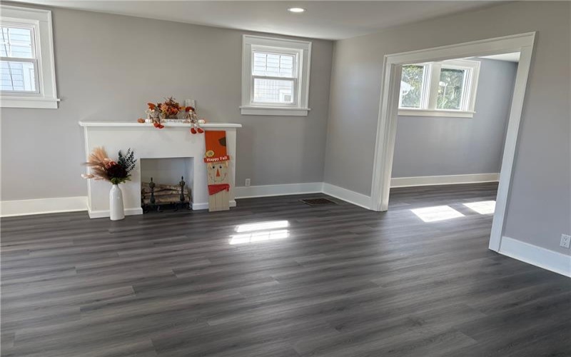 297 Grandview Way, Charleroi, 15022, 3 Bedrooms Bedrooms, 6 Rooms Rooms,1.1 BathroomsBathrooms,Residential,For Sale,Grandview Way,1723925