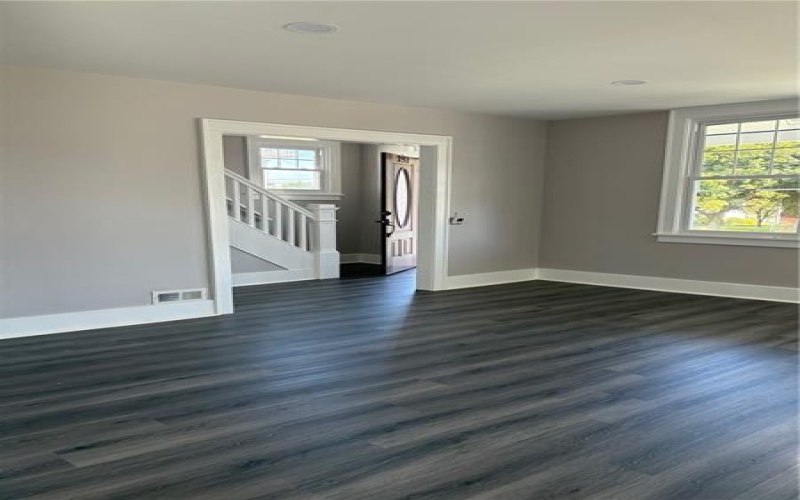 297 Grandview Way, Charleroi, 15022, 3 Bedrooms Bedrooms, 6 Rooms Rooms,1.1 BathroomsBathrooms,Residential,For Sale,Grandview Way,1723925