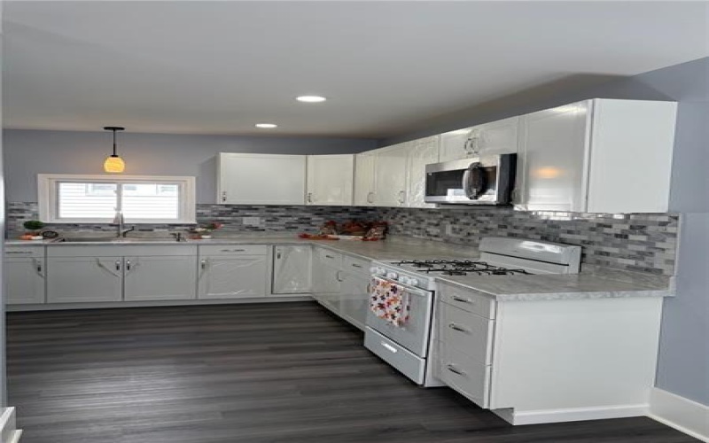 297 Grandview Way, Charleroi, 15022, 3 Bedrooms Bedrooms, 6 Rooms Rooms,1.1 BathroomsBathrooms,Residential,For Sale,Grandview Way,1723925