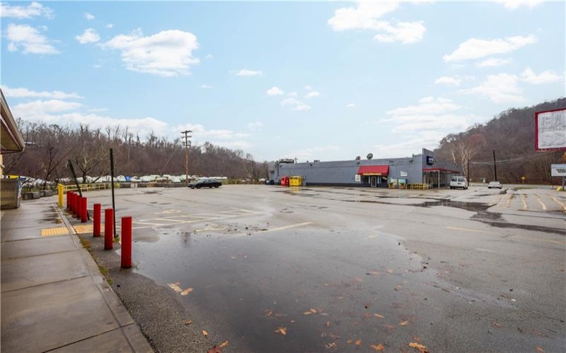 26 Front Street, Millsboro, 15348, ,0.2 BathroomBathrooms,Lease,For Rent,Front Street,1735433