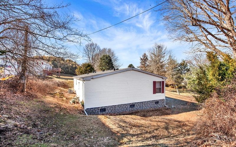 11 Columbus St., Belle Vernon, 15012, 2 Bedrooms Bedrooms, 6 Rooms Rooms,2 BathroomsBathrooms,Residential,For Sale,Columbus St.,1741742