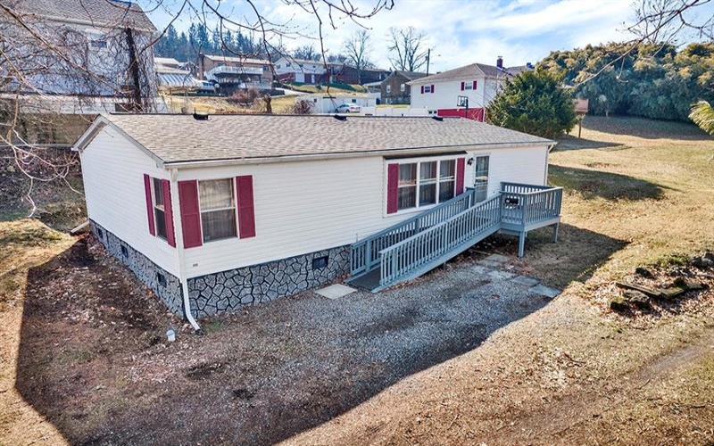 11 Columbus St., Belle Vernon, 15012, 2 Bedrooms Bedrooms, 6 Rooms Rooms,2 BathroomsBathrooms,Residential,For Sale,Columbus St.,1741742