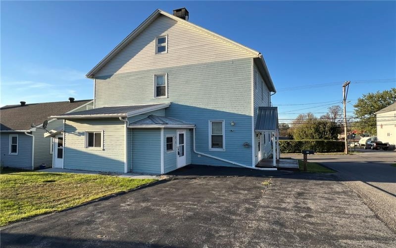 307 Lambert Street, Central City, 15926, 4 Bedrooms Bedrooms, 9 Rooms Rooms,2 BathroomsBathrooms,Residential,For Sale,Lambert Street,1724016