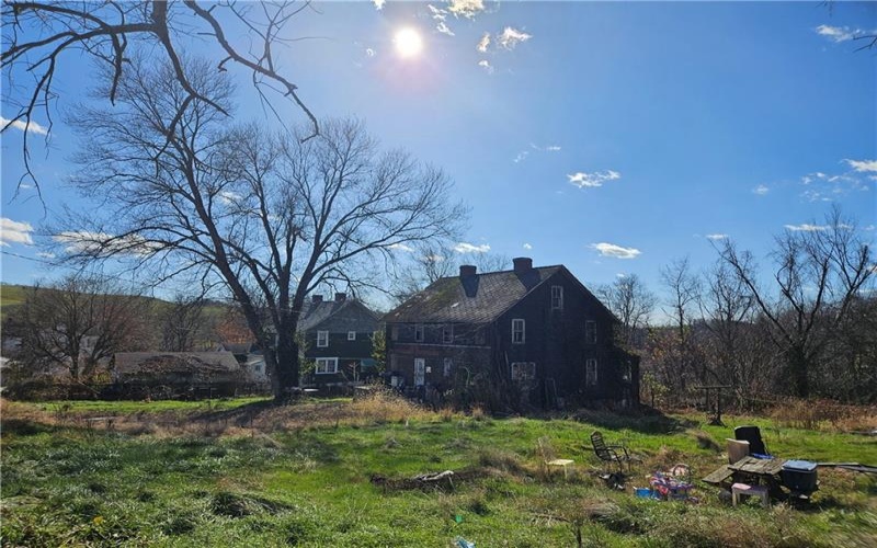 405 1st St, Dunbar, 15431, 4 Bedrooms Bedrooms, ,2 BathroomsBathrooms,Residential,For Sale,1st St,1730861