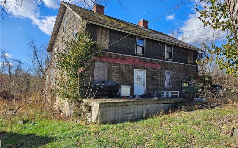 405 1st St, Dunbar, 15431, 4 Bedrooms Bedrooms, ,2 BathroomsBathrooms,Residential,For Sale,1st St,1730861