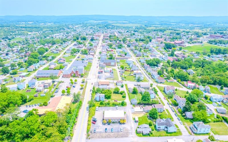 1027 Main St, Mount Pleasant, 15666, ,Commercial-industrial-business,For Sale,Main St,1739017