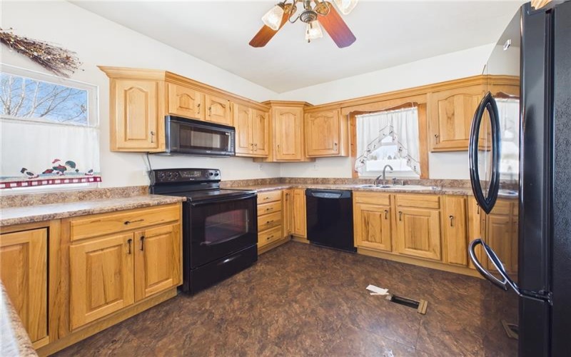 4 Malone Ridge Rd, Washington, 15301, 3 Bedrooms Bedrooms, ,1 BathroomBathrooms,Residential,For Sale,Malone Ridge Rd,1739038