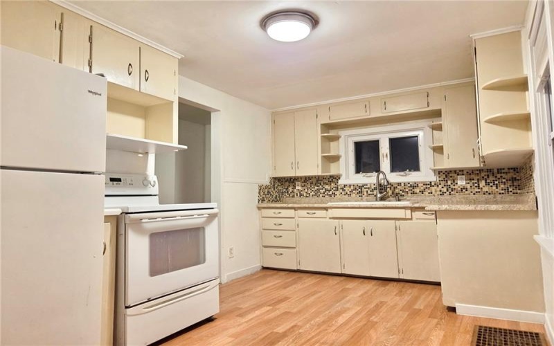 409 Summit St, Derry, 15627, 2 Bedrooms Bedrooms, 6 Rooms Rooms,1 BathroomBathrooms,Residential,For Sale,Summit St,1744381