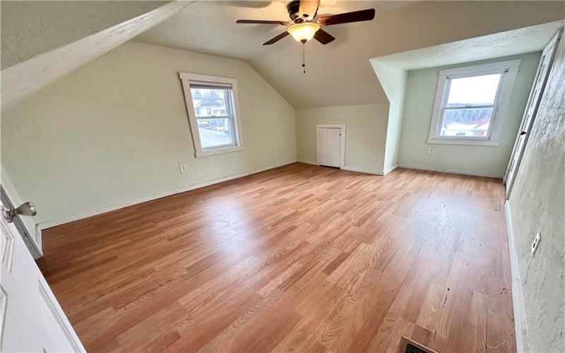 409 Summit St, Derry, 15627, 2 Bedrooms Bedrooms, 6 Rooms Rooms,1 BathroomBathrooms,Residential,For Sale,Summit St,1744381