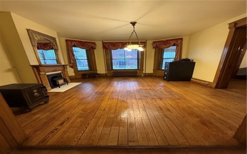 205 High Street, Waynesburg, 15370, 4 Bedrooms Bedrooms, 8 Rooms Rooms,2 BathroomsBathrooms,Residential,For Sale,High Street,1739043