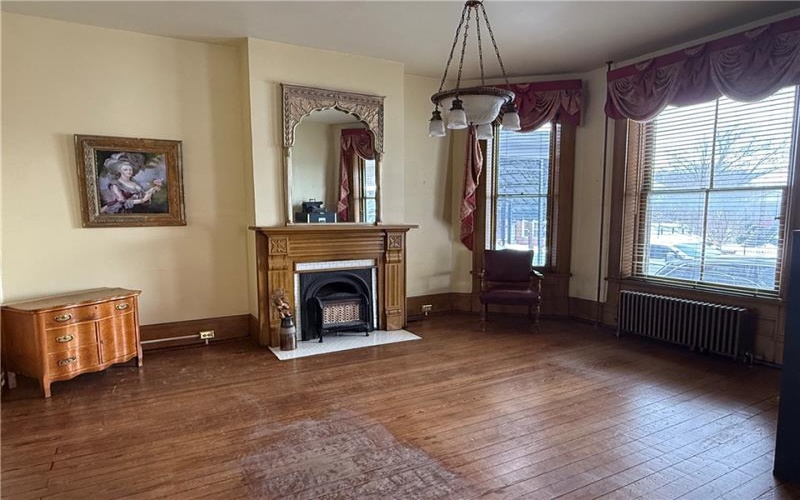 205 High Street, Waynesburg, 15370, 4 Bedrooms Bedrooms, 8 Rooms Rooms,2 BathroomsBathrooms,Residential,For Sale,High Street,1739043