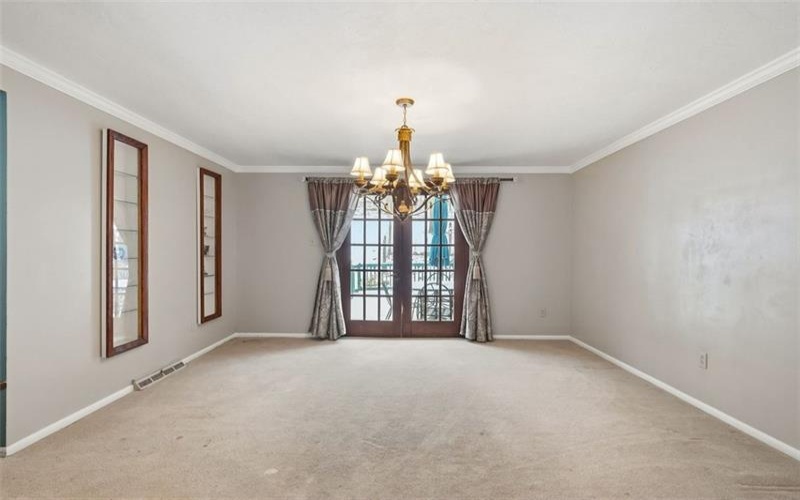 21 Hillcrest Rd, Eighty Four, 15330, 4 Bedrooms Bedrooms, 12 Rooms Rooms,2.2 BathroomsBathrooms,Residential,For Sale,Hillcrest Rd,1741813
