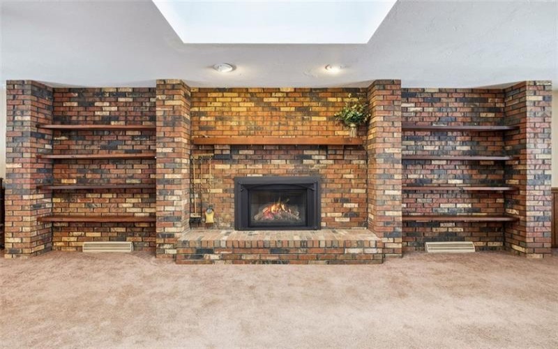 21 Hillcrest Rd, Eighty Four, 15330, 4 Bedrooms Bedrooms, 12 Rooms Rooms,2.2 BathroomsBathrooms,Residential,For Sale,Hillcrest Rd,1741813