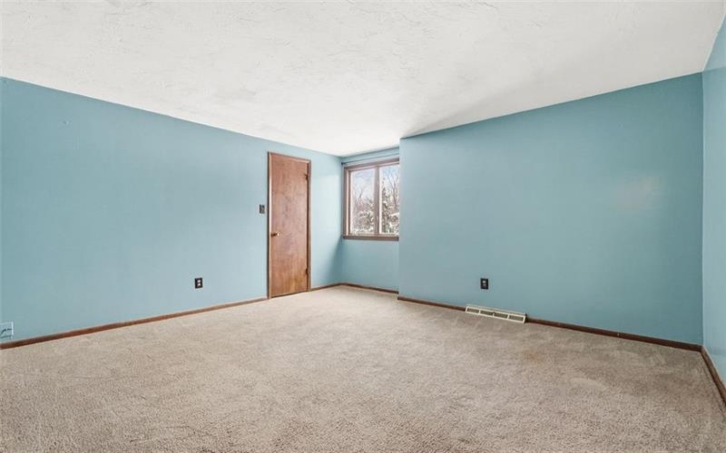 21 Hillcrest Rd, Eighty Four, 15330, 4 Bedrooms Bedrooms, 12 Rooms Rooms,2.2 BathroomsBathrooms,Residential,For Sale,Hillcrest Rd,1741813