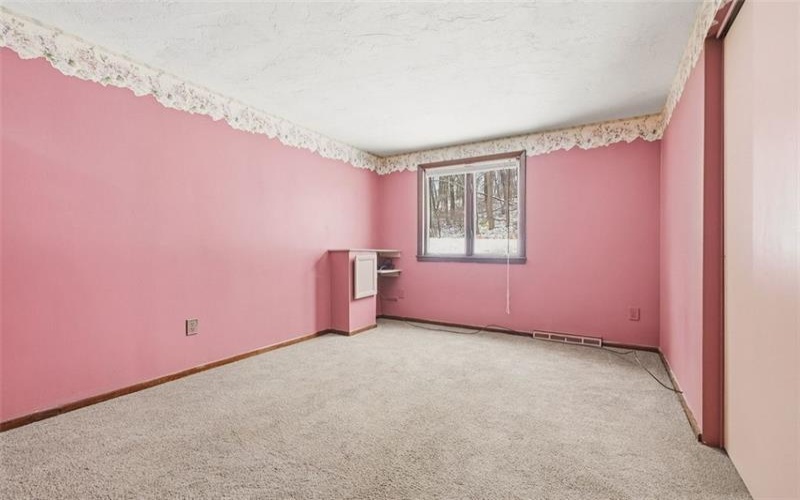 21 Hillcrest Rd, Eighty Four, 15330, 4 Bedrooms Bedrooms, 12 Rooms Rooms,2.2 BathroomsBathrooms,Residential,For Sale,Hillcrest Rd,1741813