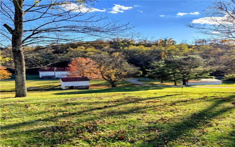 241 Lyons Road, Claysville, 15323, 5 Bedrooms Bedrooms, ,4 BathroomsBathrooms,Residential,For Sale,Lyons Road,1730915