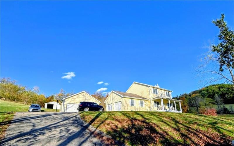 241 Lyons Road, Claysville, 15323, 5 Bedrooms Bedrooms, ,4 BathroomsBathrooms,Residential,For Sale,Lyons Road,1730915