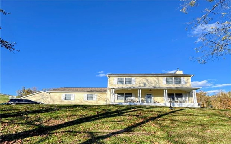 241 Lyons Road, Claysville, 15323, 5 Bedrooms Bedrooms, ,4 BathroomsBathrooms,Residential,For Sale,Lyons Road,1730915