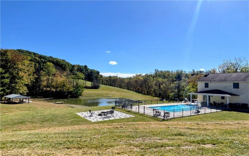 241 Lyons Road, Claysville, 15323, 5 Bedrooms Bedrooms, ,4 BathroomsBathrooms,Residential,For Sale,Lyons Road,1730915