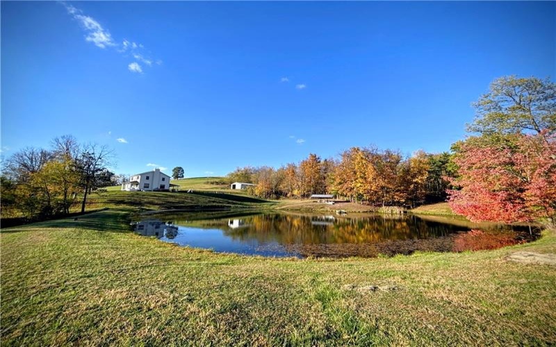 241 Lyons Road, Claysville, 15323, 5 Bedrooms Bedrooms, ,4 BathroomsBathrooms,Residential,For Sale,Lyons Road,1730915