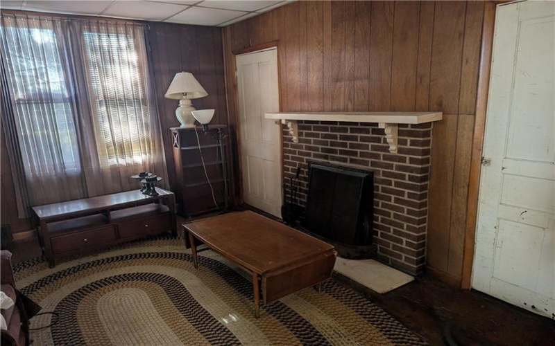315 Telegraph Rd., Brownsville, 15417, 5 Bedrooms Bedrooms, ,1.1 BathroomsBathrooms,Farm-acreage-lot,For Sale,Telegraph Rd.,1730955