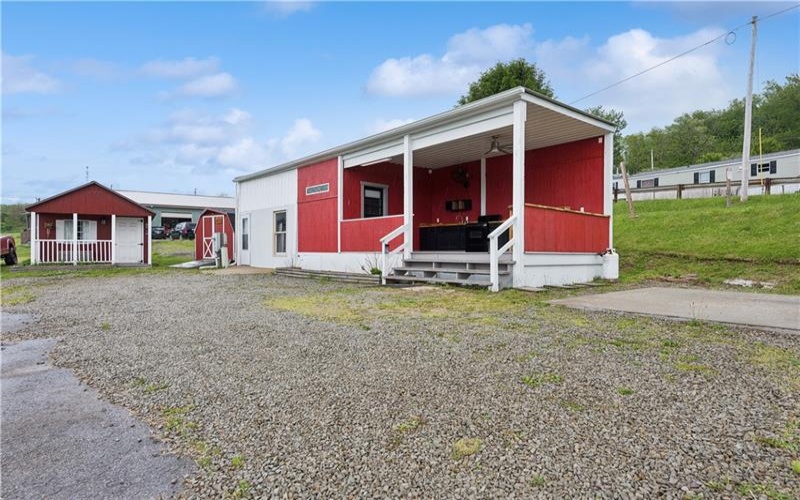 300 Clubhouse Drive, Donegal, 15628, 2 Bedrooms Bedrooms, ,1.1 BathroomsBathrooms,Residential,For Sale,Clubhouse Drive,1744408