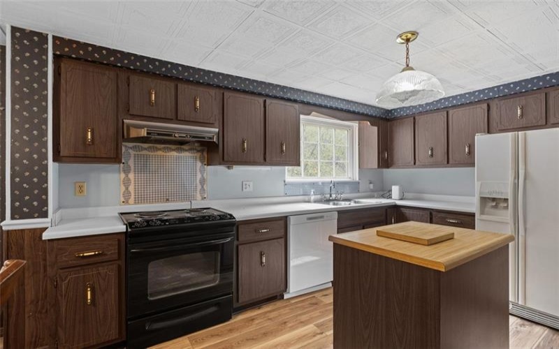 5879 Steele Rd, Murrysville, 15668, 2 Bedrooms Bedrooms, 6 Rooms Rooms,2 BathroomsBathrooms,Residential,For Sale,Steele Rd,1724163