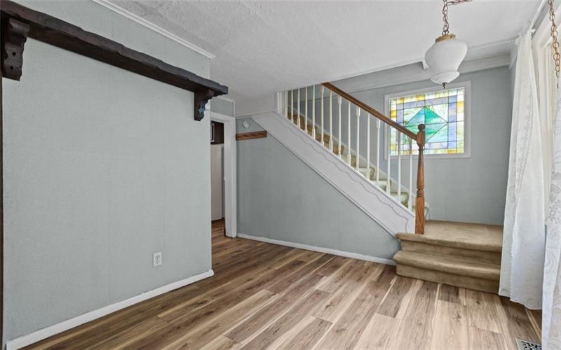 5879 Steele Rd, Murrysville, 15668, 2 Bedrooms Bedrooms, 6 Rooms Rooms,2 BathroomsBathrooms,Residential,For Sale,Steele Rd,1724163
