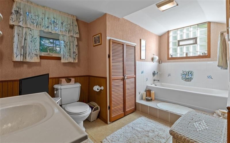 5879 Steele Rd, Murrysville, 15668, 2 Bedrooms Bedrooms, 6 Rooms Rooms,2 BathroomsBathrooms,Residential,For Sale,Steele Rd,1724163