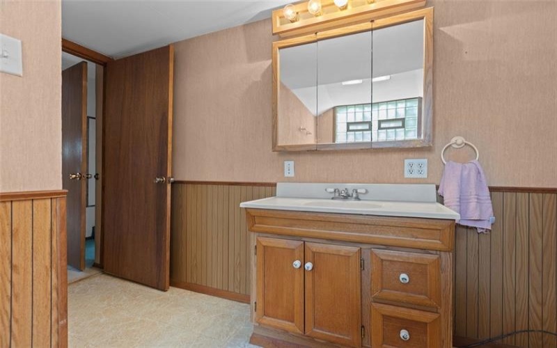 5879 Steele Rd, Murrysville, 15668, 2 Bedrooms Bedrooms, 6 Rooms Rooms,2 BathroomsBathrooms,Residential,For Sale,Steele Rd,1724163