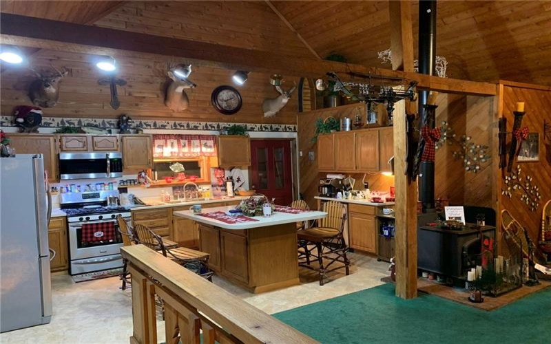 235 Pine Knob Rd, Hopwood, 15445, 2 Bedrooms Bedrooms, 4 Rooms Rooms,1.1 BathroomsBathrooms,Residential,For Sale,Pine Knob Rd,1735468