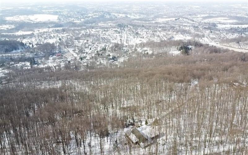 235 Pine Knob Rd, Hopwood, 15445, 2 Bedrooms Bedrooms, 4 Rooms Rooms,1.1 BathroomsBathrooms,Residential,For Sale,Pine Knob Rd,1735468