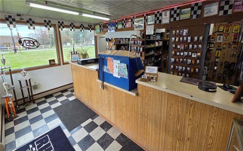 2473 Center Avenue, Somerset, 15501, ,Commercial-industrial-business,For Sale,Center Avenue,1746837