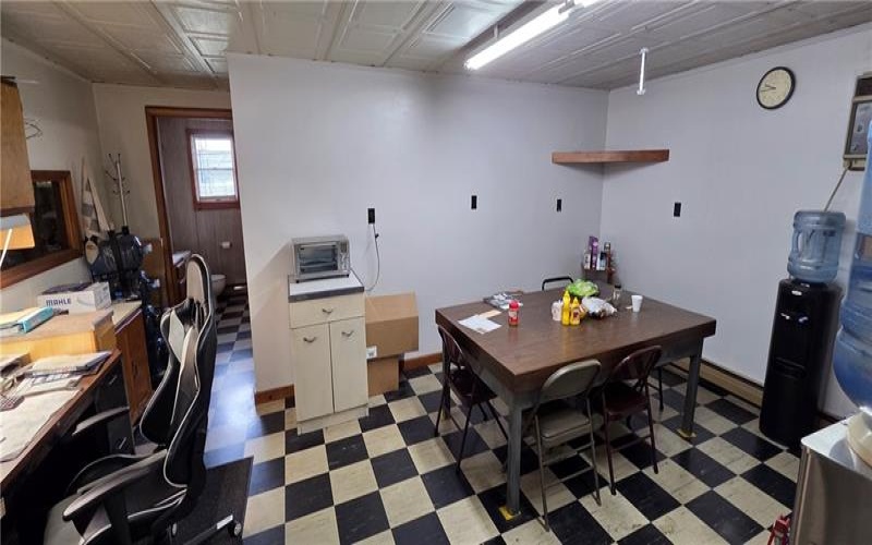 2473 Center Avenue, Somerset, 15501, ,Commercial-industrial-business,For Sale,Center Avenue,1746837