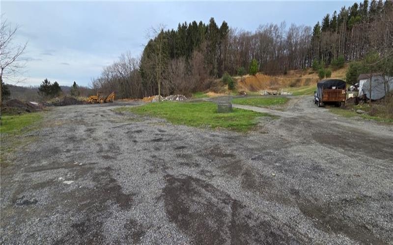 2473 Center Avenue, Somerset, 15501, ,Commercial-industrial-business,For Sale,Center Avenue,1746837