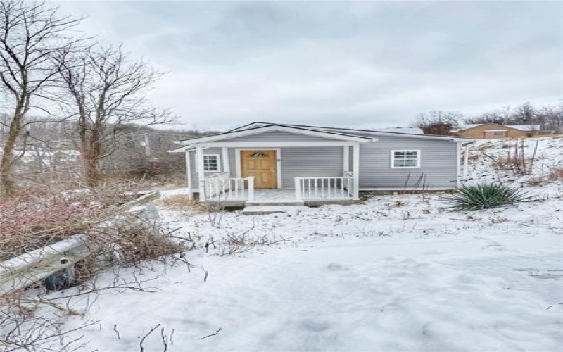 105 Penn Ave, Bentleyville, 15314, 2 Bedrooms Bedrooms, ,1 BathroomBathrooms,Residential,For Sale,Penn Ave,1735485