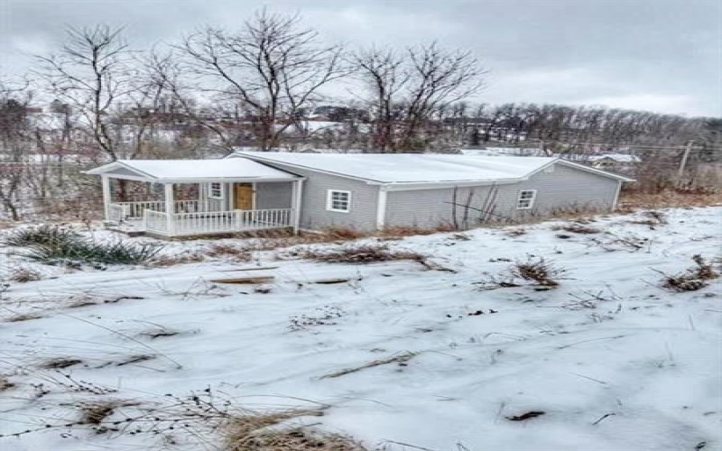 105 Penn Ave, Bentleyville, 15314, 2 Bedrooms Bedrooms, ,1 BathroomBathrooms,Residential,For Sale,Penn Ave,1735485