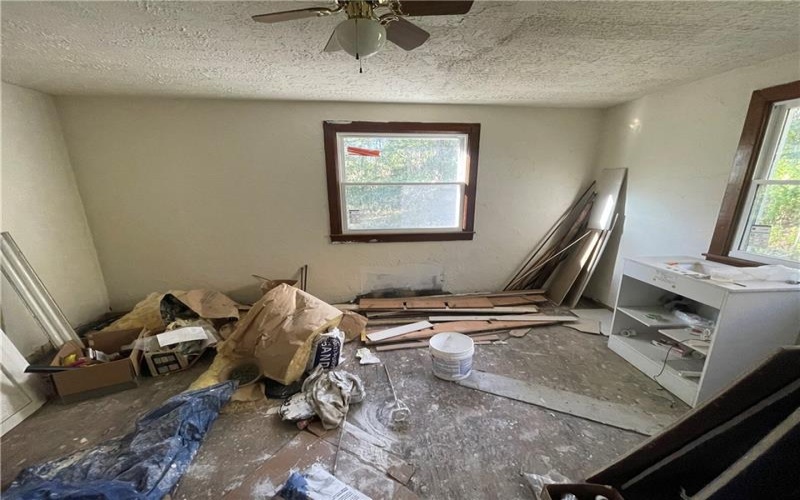 102 Turnbull Ln, Wickhaven, 15492, 3 Bedrooms Bedrooms, ,1.1 BathroomsBathrooms,Residential,For Sale,Turnbull Ln,1739106