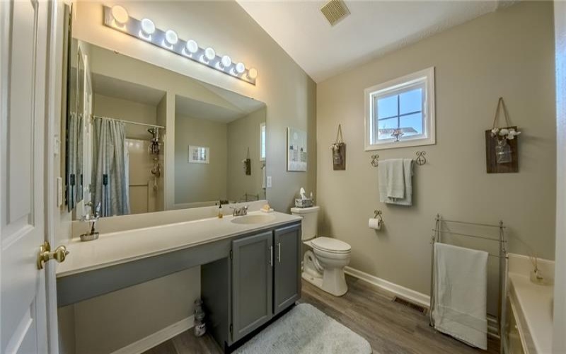 138 Valley View Dr, Rostraver Township, 15012, 4 Bedrooms Bedrooms, 11 Rooms Rooms,2.1 BathroomsBathrooms,Residential,For Sale,Valley View Dr,1724235