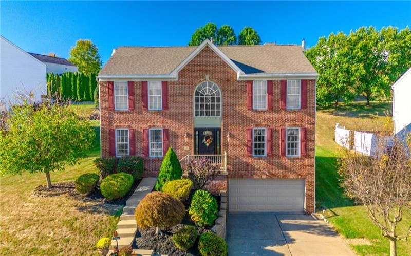 138 Valley View Dr, Rostraver Township, 15012, 4 Bedrooms Bedrooms, 11 Rooms Rooms,2.1 BathroomsBathrooms,Residential,For Sale,Valley View Dr,1724235