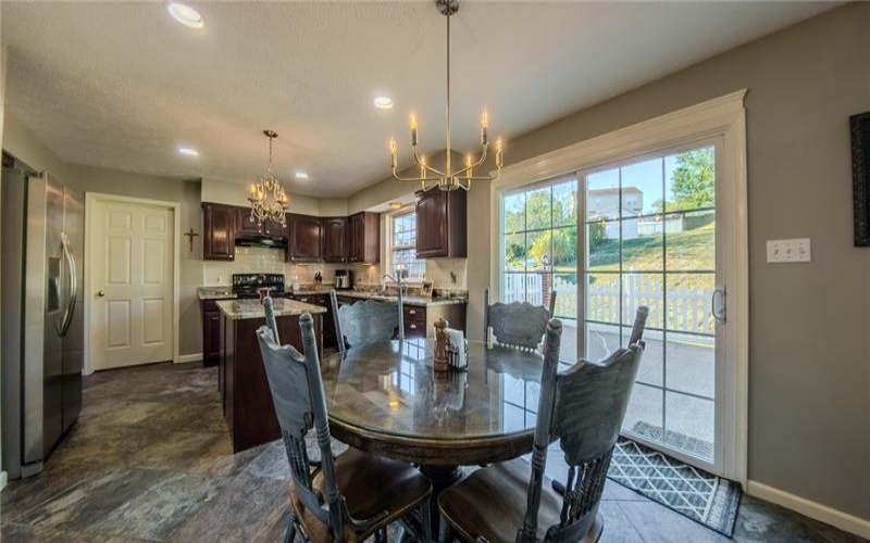 138 Valley View Dr, Rostraver Township, 15012, 4 Bedrooms Bedrooms, 11 Rooms Rooms,2.1 BathroomsBathrooms,Residential,For Sale,Valley View Dr,1724235