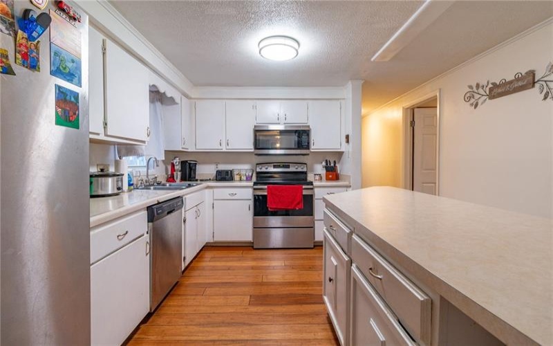 716 Stauffer Ave, Scottdale, 15683, 4 Bedrooms Bedrooms, 11 Rooms Rooms,3 BathroomsBathrooms,Residential,For Sale,Stauffer Ave,1735542